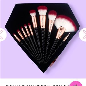 Royale unicorn brushes in sassy doll box